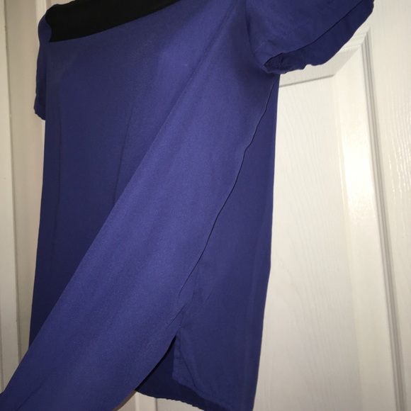Black and Blue Top - Picture 2 of 4